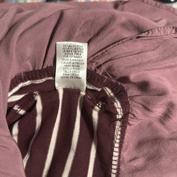 Maroon and White Striped Umgee Blouse with Flowy Pink Bottom Size Small - Picture 9 of 9